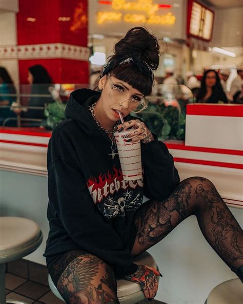 angela mazzanti net worth|Angela Mazzanti (Instagram Star)